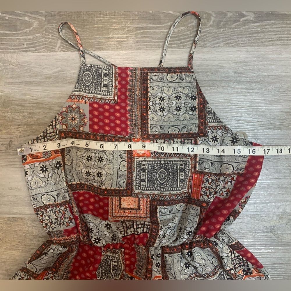 NWT Everly Multi print crisscross back dress with pockets - Picture 4 of 13
